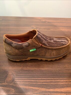Slip-On Men's Casual Shoe - Brown Camo